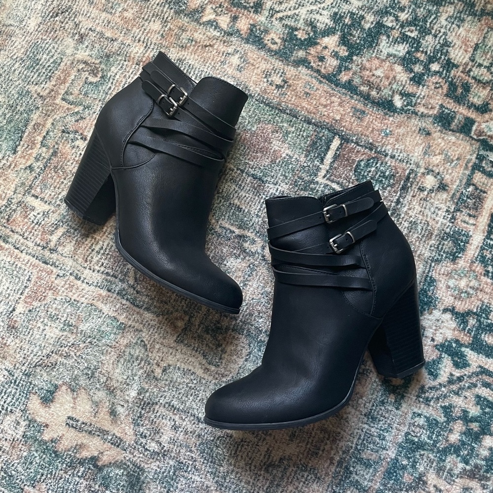 Xappeal Black Buckle Ankle Booties, Size 9